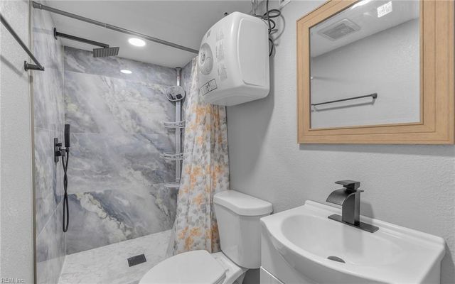 2404 Nevada AVE, Norfolk, VA 23513