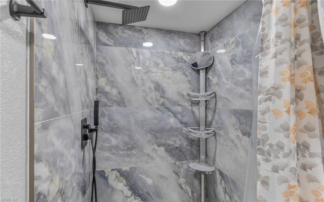 2404 Nevada AVE, Norfolk, VA 23513