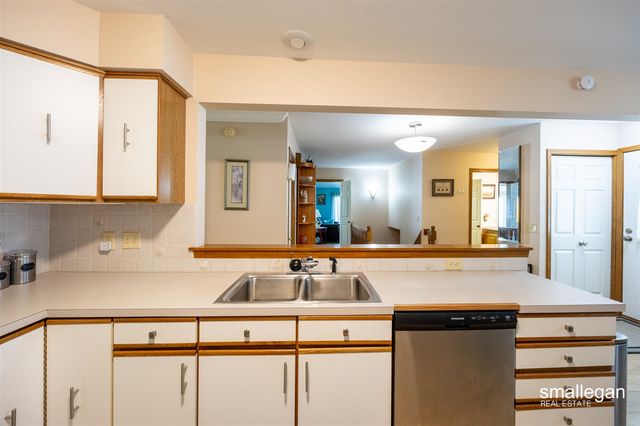 4213 Redbush Drive 3, Grandville, MI 49418