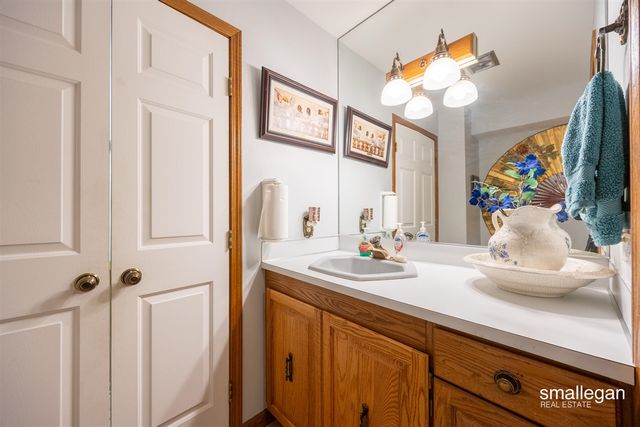 4213 Redbush Drive 3, Grandville, MI 49418