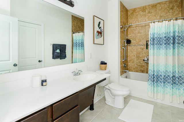 5271 N Ranch Acres Place, Bloomington, IN 47404