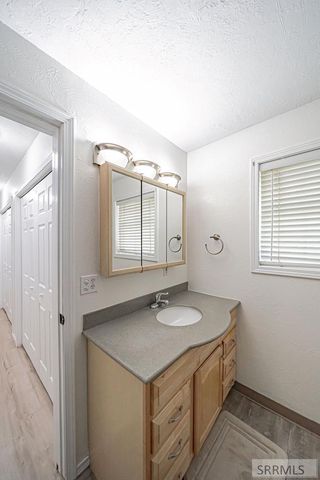 342 S 1000 W, Blackfoot, ID 83221