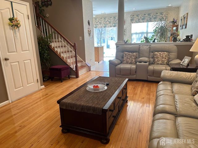 1304 Dahlia Circle, South Brunswick, NJ 08810
