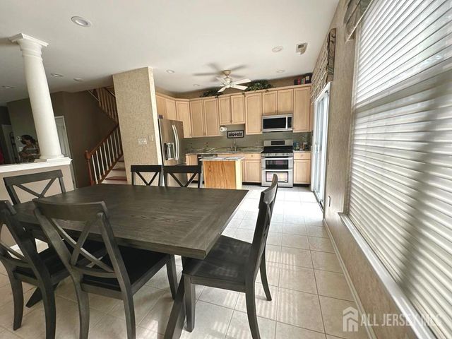 1304 Dahlia Circle, South Brunswick, NJ 08810