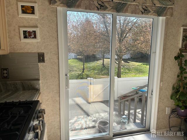 1304 Dahlia Circle, South Brunswick, NJ 08810