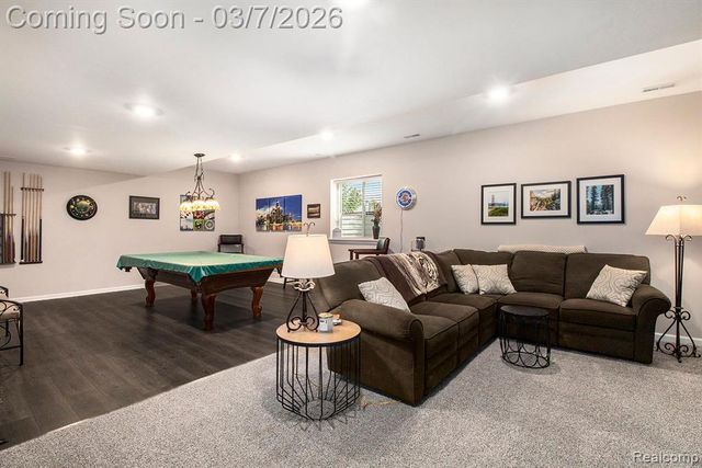 430 Trestle Drive, Howell, MI 48843