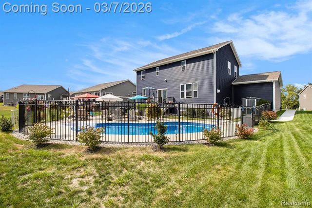 430 Trestle Drive, Howell, MI 48843