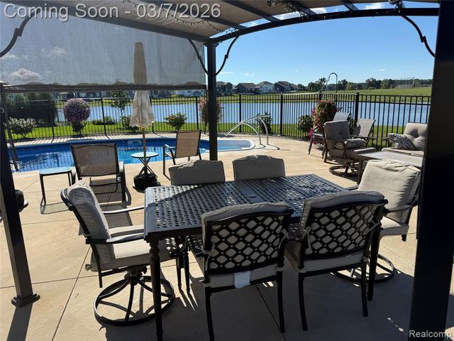 430 Trestle Drive, Howell, MI 48843