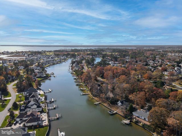 126 E BUCKINGHAM DR, Rehoboth Beach, DE 19971