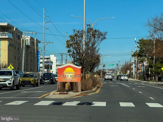 126 E BUCKINGHAM DR, Rehoboth Beach, DE 19971