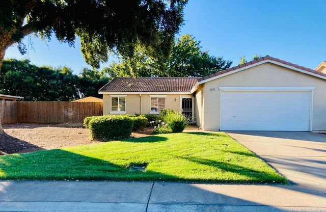 4272 Aubergine Way, Mather, CA 95655