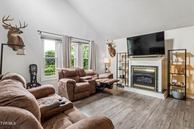 1208 West College Street, Jonesborough, TN 37659