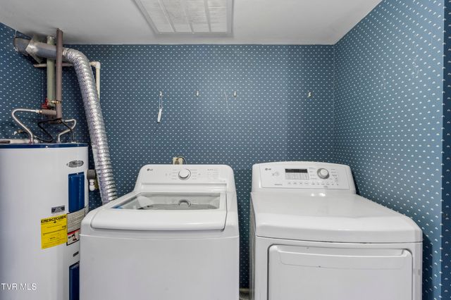 1208 West College Street, Jonesborough, TN 37659