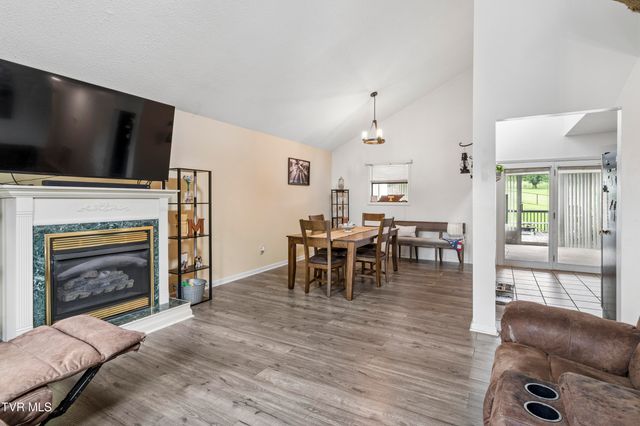 1208 West College Street, Jonesborough, TN 37659