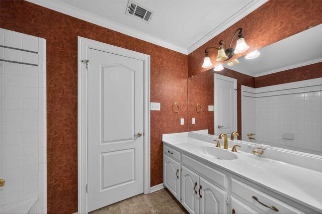 504 Hyde Park Drive, Tyler, TX 75701