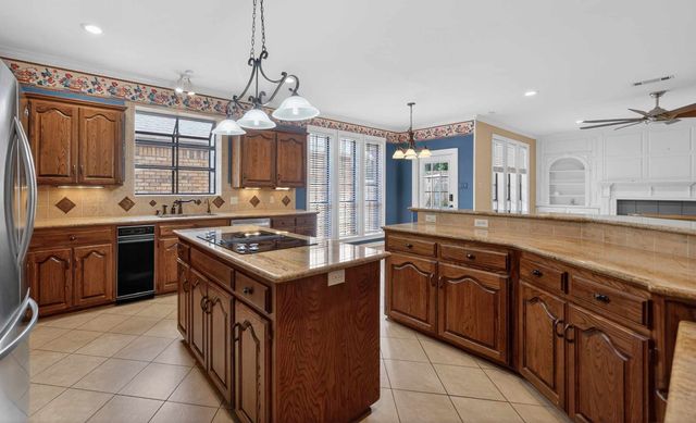 504 Hyde Park Drive, Tyler, TX 75701