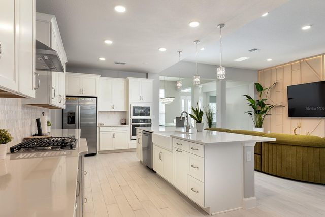 3271 ROSEVILLE DRIVE, Apopka, FL 32712