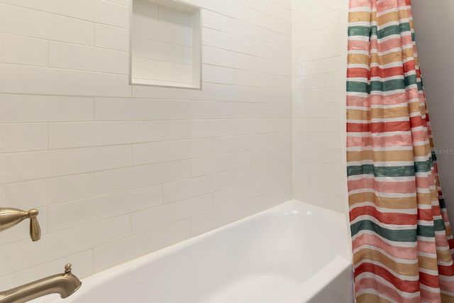 3271 ROSEVILLE DRIVE, Apopka, FL 32712