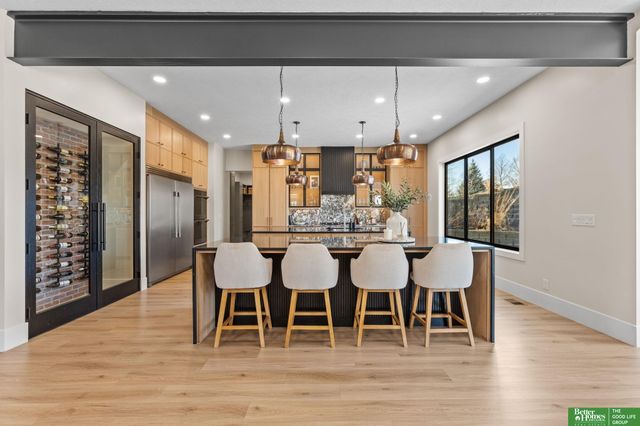 21620 Arbor Street, Elkhorn, NE 68022