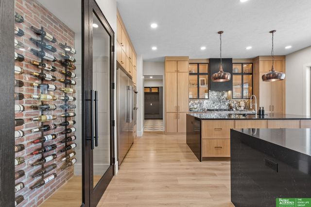 21620 Arbor Street, Elkhorn, NE 68022