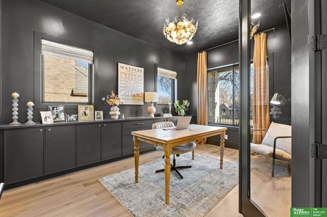 21620 Arbor Street, Elkhorn, NE 68022