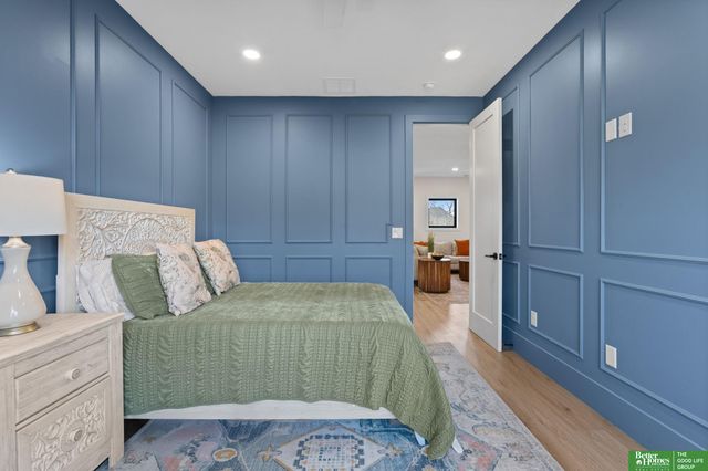 21620 Arbor Street, Elkhorn, NE 68022