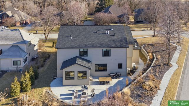 21620 Arbor Street, Elkhorn, NE 68022