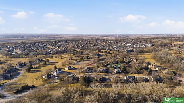 21620 Arbor Street, Elkhorn, NE 68022