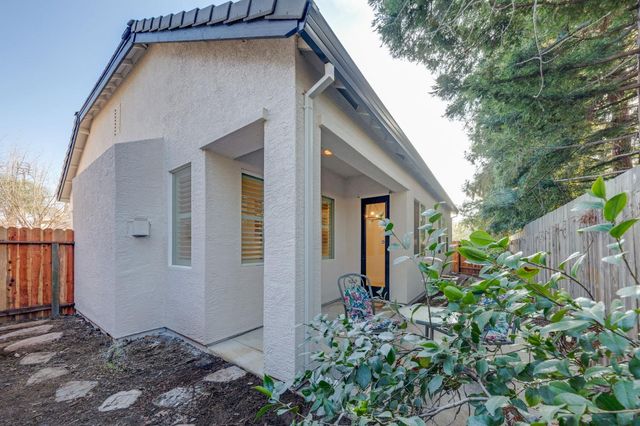 8068 Jaden Ln, Fair Oaks, CA 95628