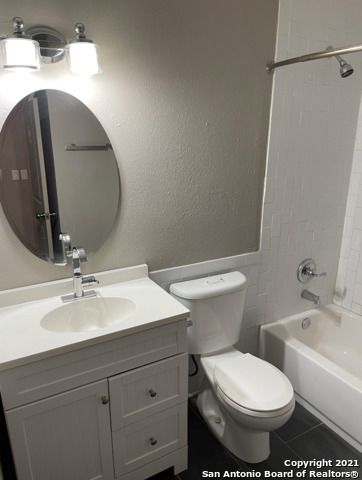 9602 Hollow Bend, San Antonio, TX 78250