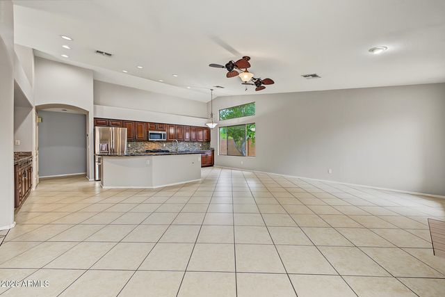 8838 W POTTER Drive, Peoria, AZ 85382