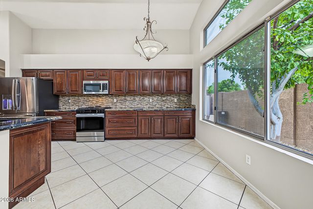 8838 W POTTER Drive, Peoria, AZ 85382