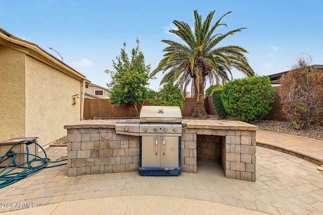 8838 W POTTER Drive, Peoria, AZ 85382