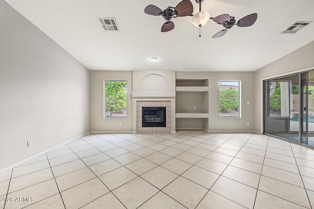 8838 W POTTER Drive, Peoria, AZ 85382