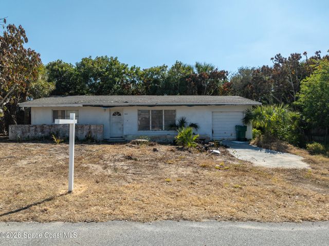 323 Avenue A, Melbourne Beach, FL 32951