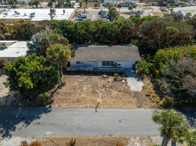 323 Avenue A, Melbourne Beach, FL 32951