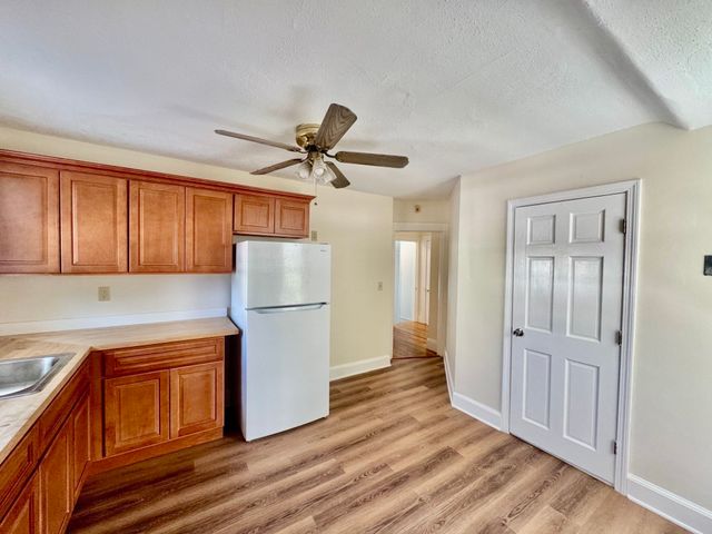 93 Parker St 2, Attleboro, MA 02703