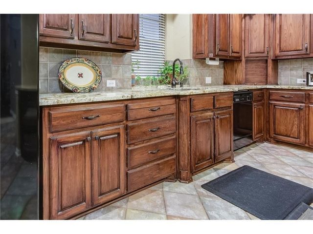 1402 Vineyard Drive, Allen, TX 75002