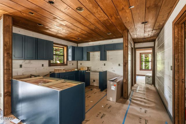 2759 Owls Cove Way, Sevierville, TN 37862