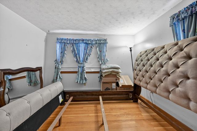 21 Parkhurst Drive, Nashua, NH 03062