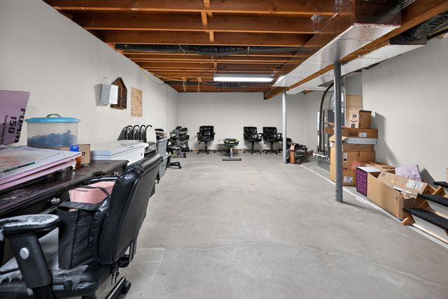 21 Parkhurst Drive, Nashua, NH 03062