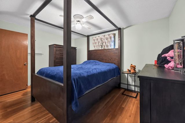 21 Parkhurst Drive, Nashua, NH 03062