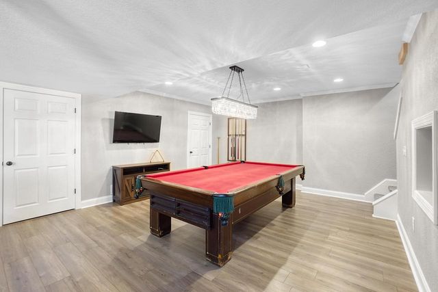 317 River Bluff CIRCLE, Oconomowoc, WI 53066