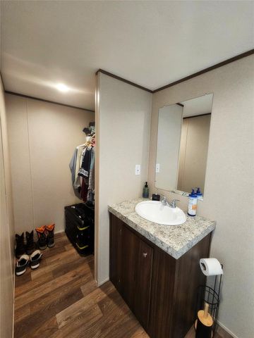 8383 Fm-60, Somerville, TX 77879