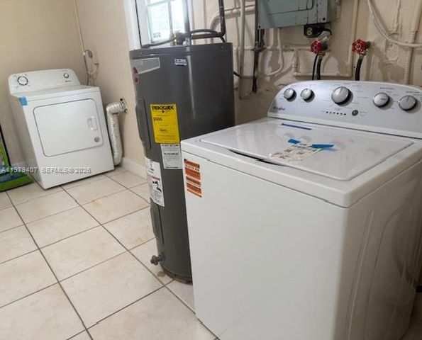 7325 SW 98th Ct, Miami, FL 33173