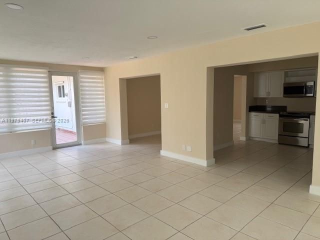 7325 SW 98th Ct, Miami, FL 33173