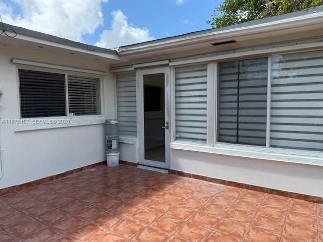 7325 SW 98th Ct, Miami, FL 33173