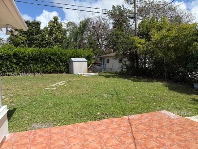 7325 SW 98th Ct, Miami, FL 33173