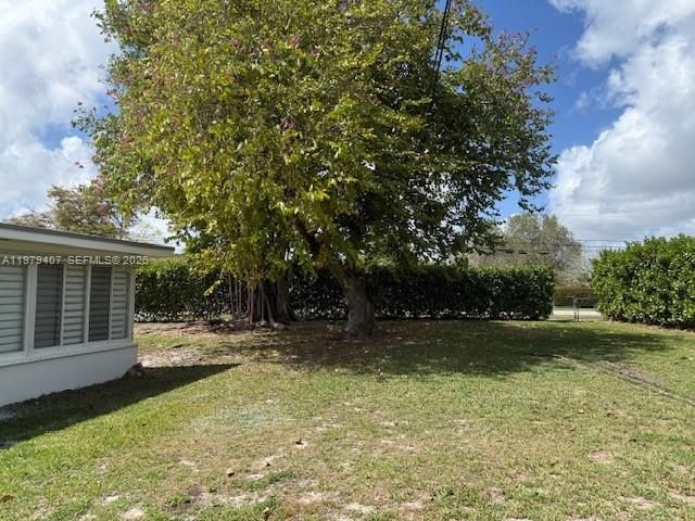 7325 SW 98th Ct, Miami, FL 33173