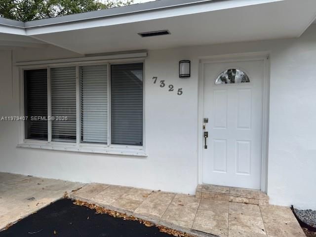 7325 SW 98th Ct, Miami, FL 33173